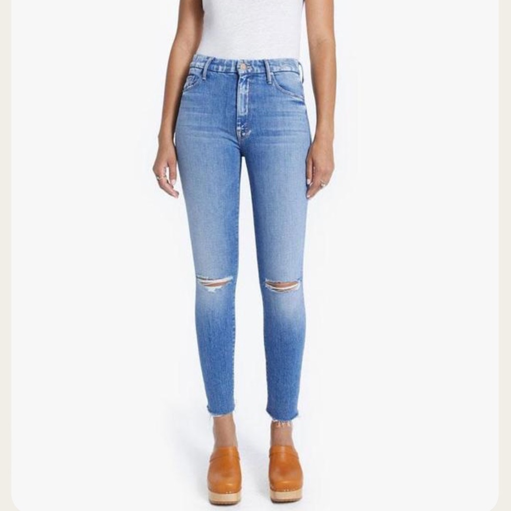 - NWT High Waisted Looker Ankle Fray in Spice It UpMOTHER